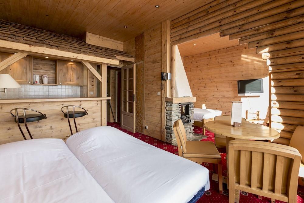 Carlina Hotel La Clusaz Exterior photo