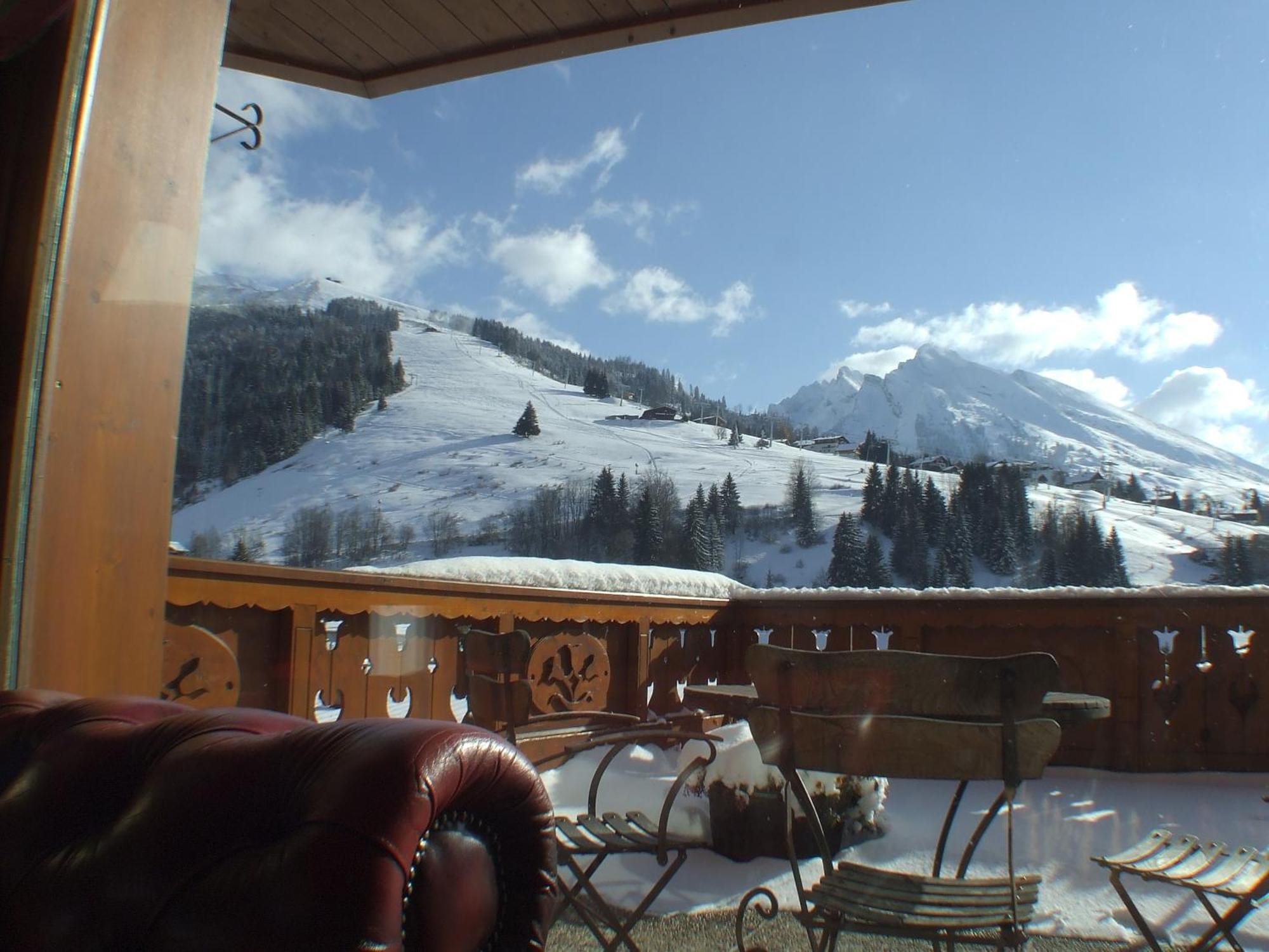 Carlina Hotel La Clusaz Exterior photo